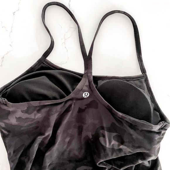 Lululemon Camo Workout Tank Top - Picture 2 of 2